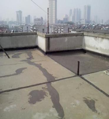 永和漏水维修 楼顶漏水是什么原因，楼顶漏水维修方法是什么?
